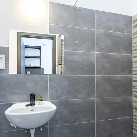 - Easy - Easy Sleep Appartement *