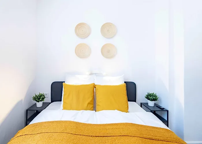 - Easy - Easy Sleep Budapest